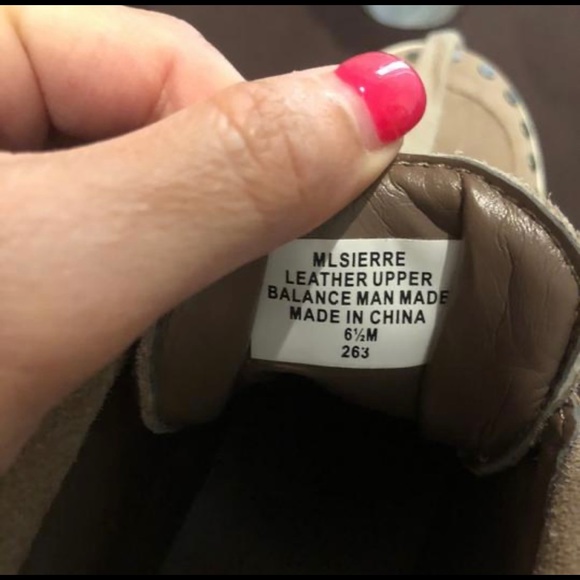 Marc Fisher high top sneakers - Picture 5 of 7